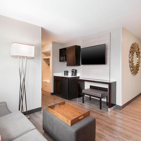 Springhill Suites By Marriott Conyers Exterior photo