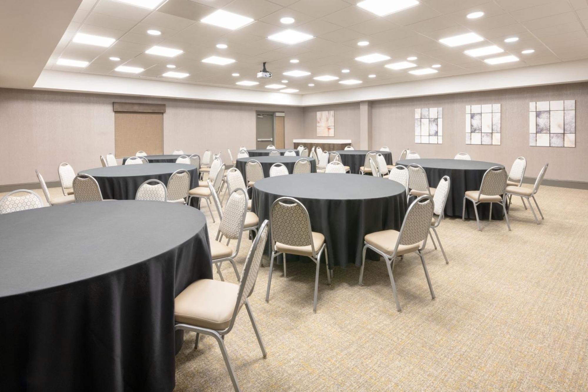 Springhill Suites By Marriott Conyers Exterior photo
